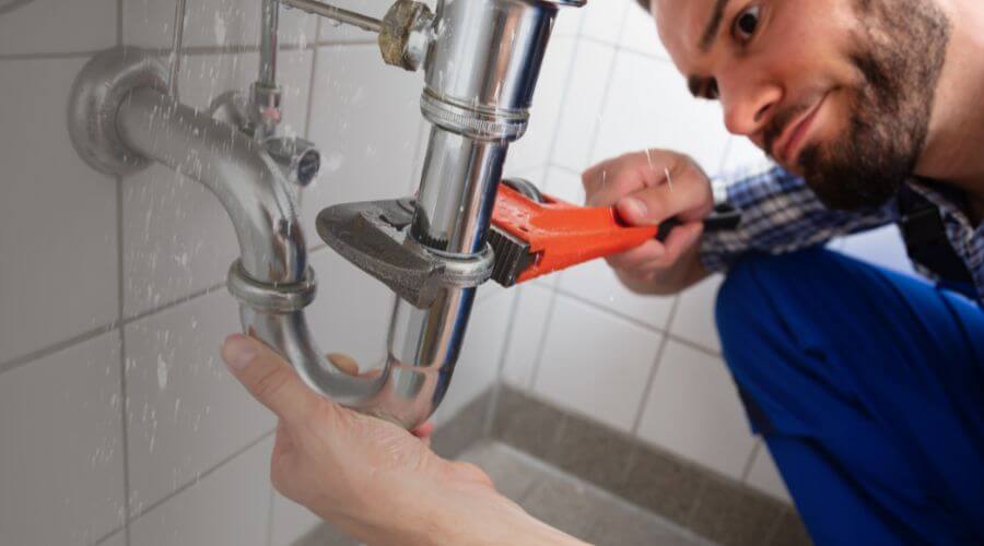 Professional same day plumber services in Cambridge, IA